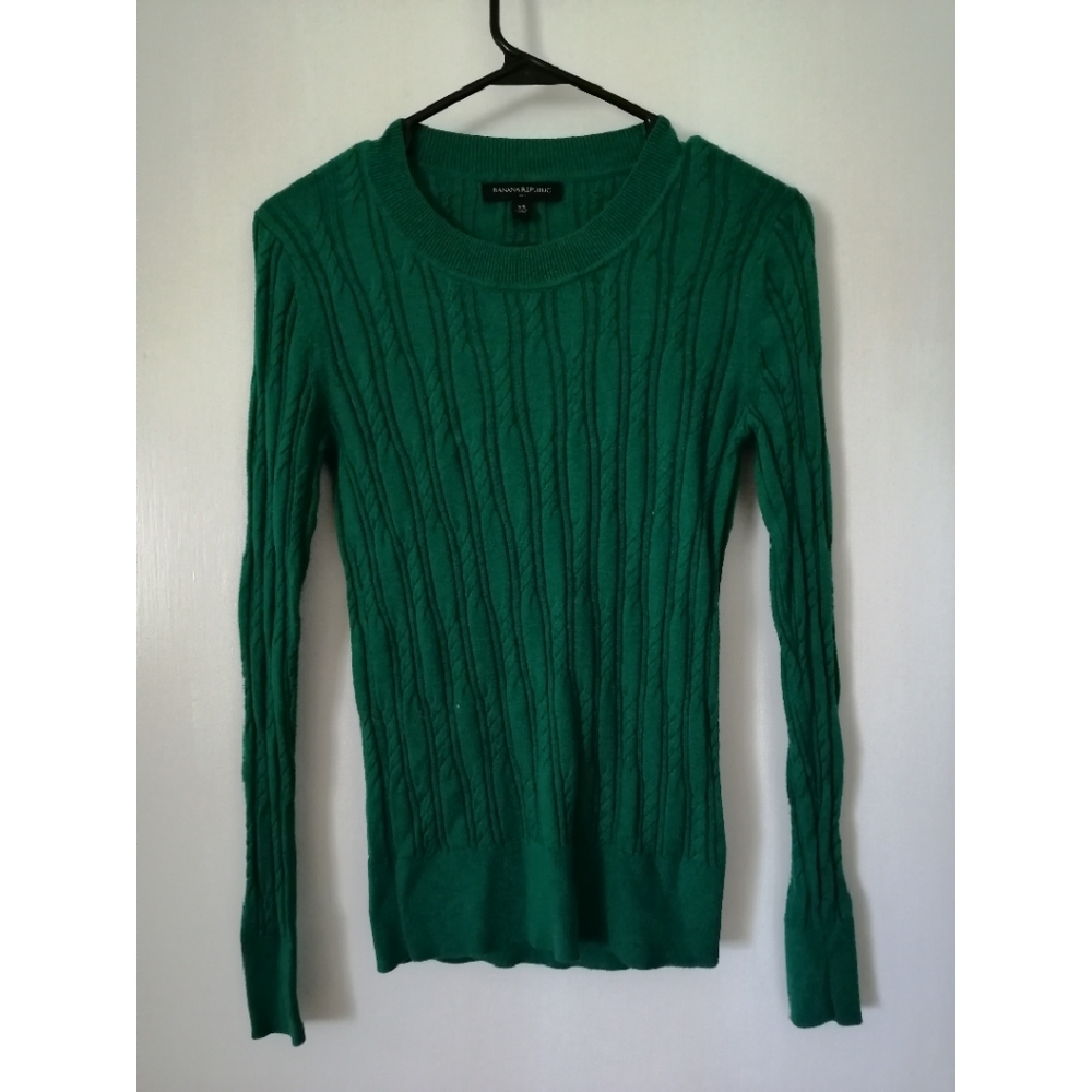 Green Banana Republic sweater